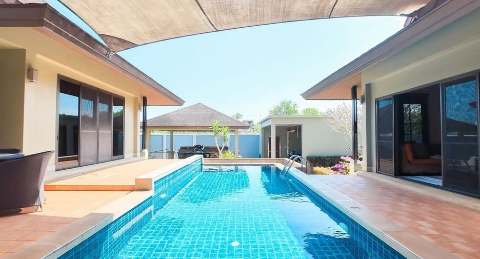 For sale 3 bedrooms villa in Mueang Phuket, Phuket