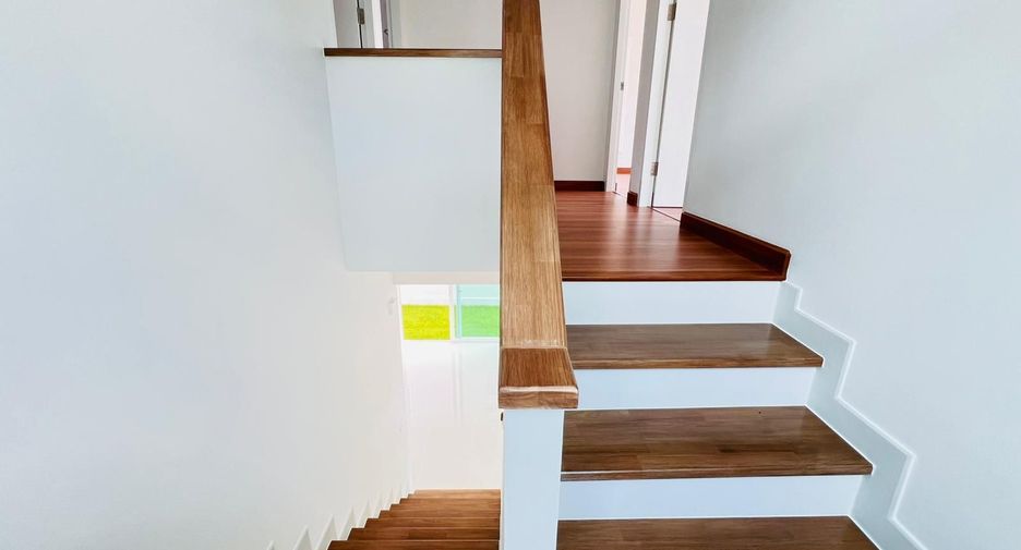For sale 3 ベッドルーム house in Bang Phli, Samut Prakan