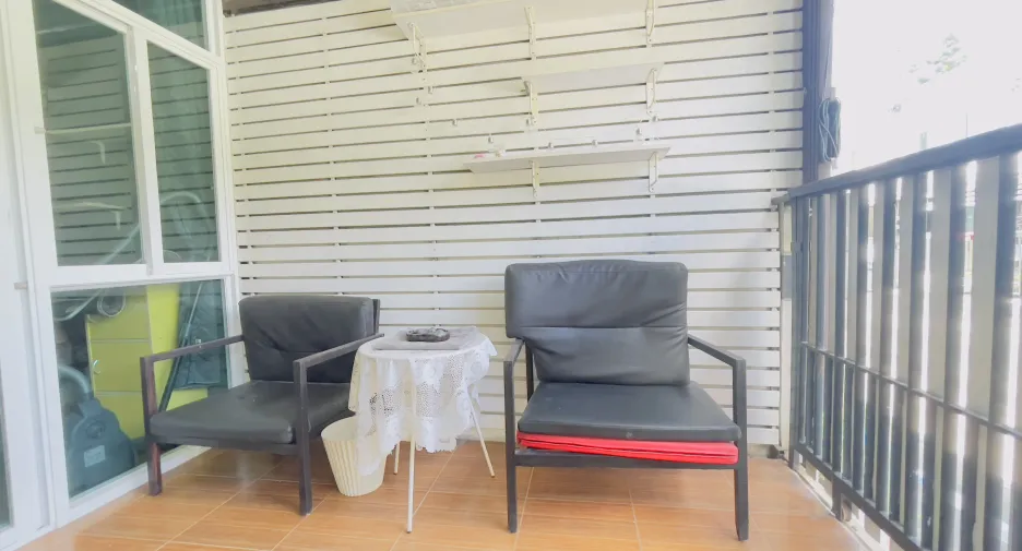 For rent 2 bedrooms townhouse in Thalang, Phuket