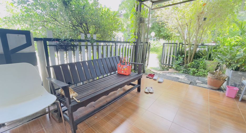 For rent 2 bedrooms townhouse in Thalang, Phuket