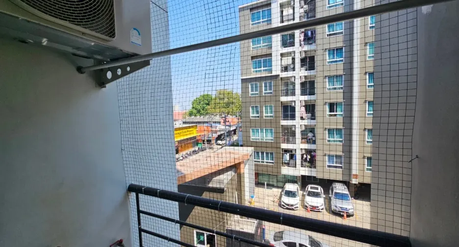Wohnung zum Kauf mit Studio in Bang Kruai, Nonthaburi