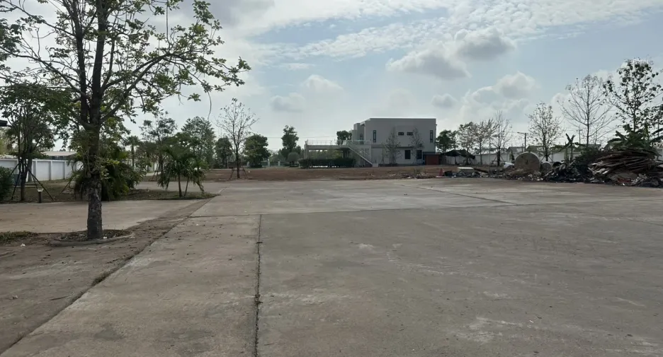 For sale 4 bedrooms house in Kabin Buri, Prachin Buri