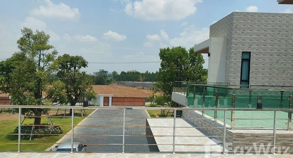 For sale 4 bedrooms house in Kabin Buri, Prachin Buri