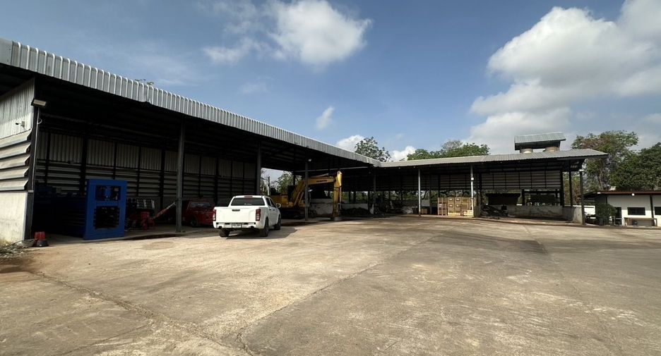 For sale 4 bedrooms house in Kabin Buri, Prachin Buri