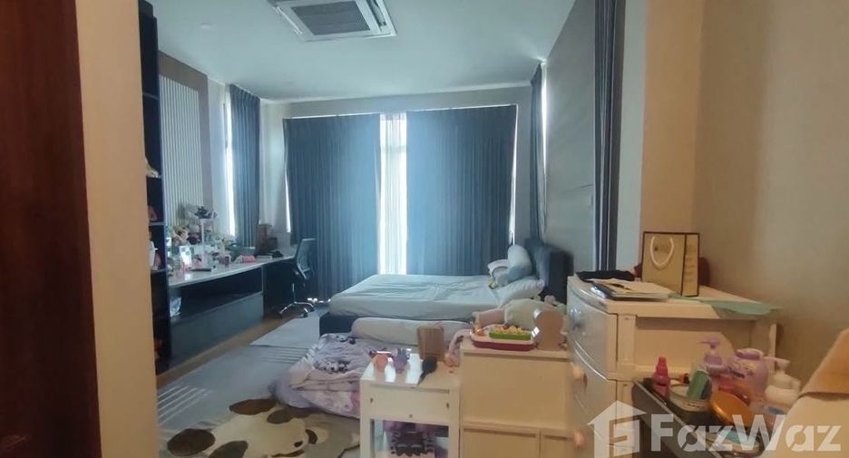 For sale 4 bedrooms house in Kabin Buri, Prachin Buri