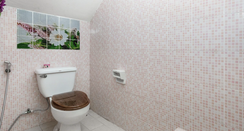 Haus zur Miete mit 3 Zimmer in Mueang Phuket, Phuket