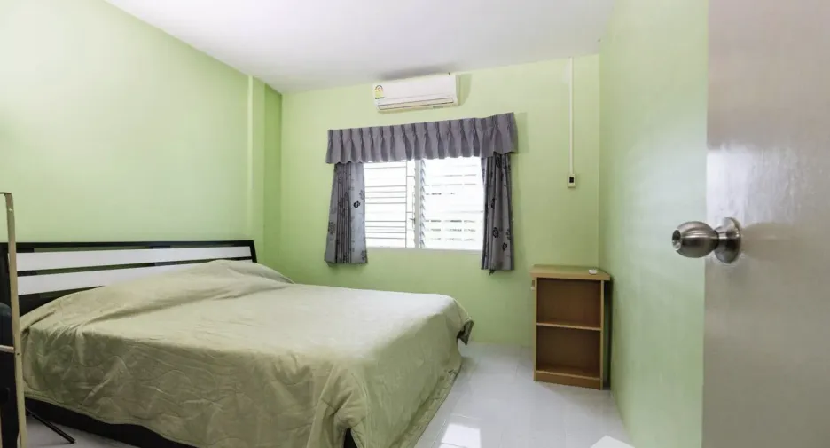 Haus zur Miete mit 3 Zimmer in Mueang Phuket, Phuket