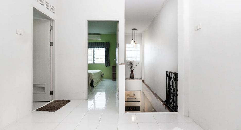 Haus zur Miete mit 3 Zimmer in Mueang Phuket, Phuket