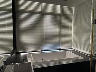 Продажа 2 спальни кондо в Хуаи Кхщанг, Бангкок