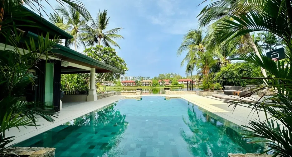 For rent 4 bedrooms villa in Thalang, Phuket