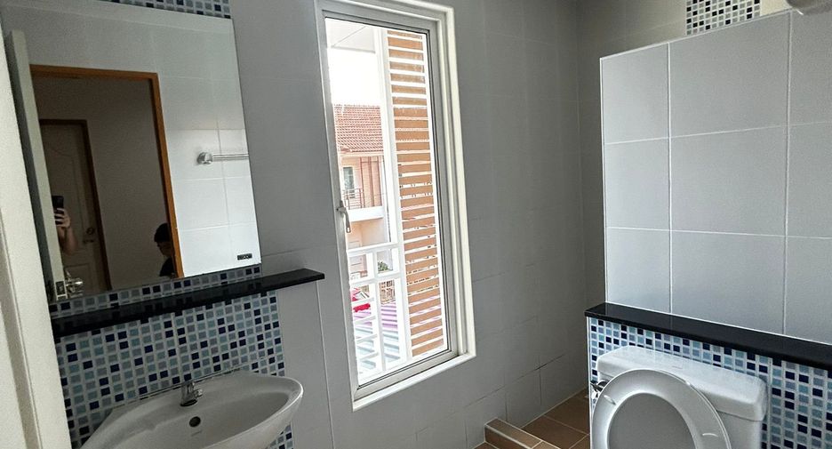 For rent 4 bedrooms house in Thalang, Phuket