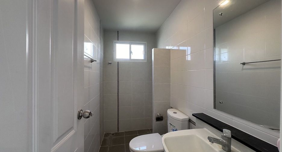 For sale 3 bedrooms house in Bang Phli, Samut Prakan