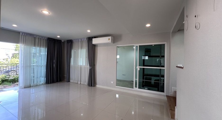 For sale 3 bedrooms house in Bang Phli, Samut Prakan
