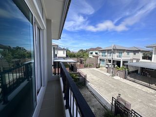 出售 3 卧室 独立屋 在 Bang Phli, Samut Prakan
