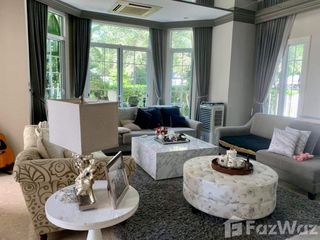 Casa en venta de 4 habitaciones en Bang Khae, Bangkok