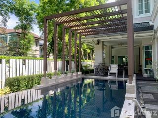 Casa en venta de 4 habitaciones en Bang Khae, Bangkok