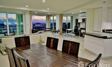 For sale 3 bedrooms condo in Mueang Phuket, Phuket