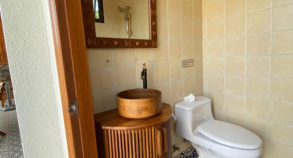 For sale 5 bedrooms villa in Kathu, Phuket