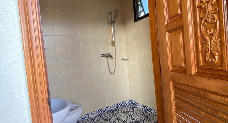 For sale 5 bedrooms villa in Kathu, Phuket