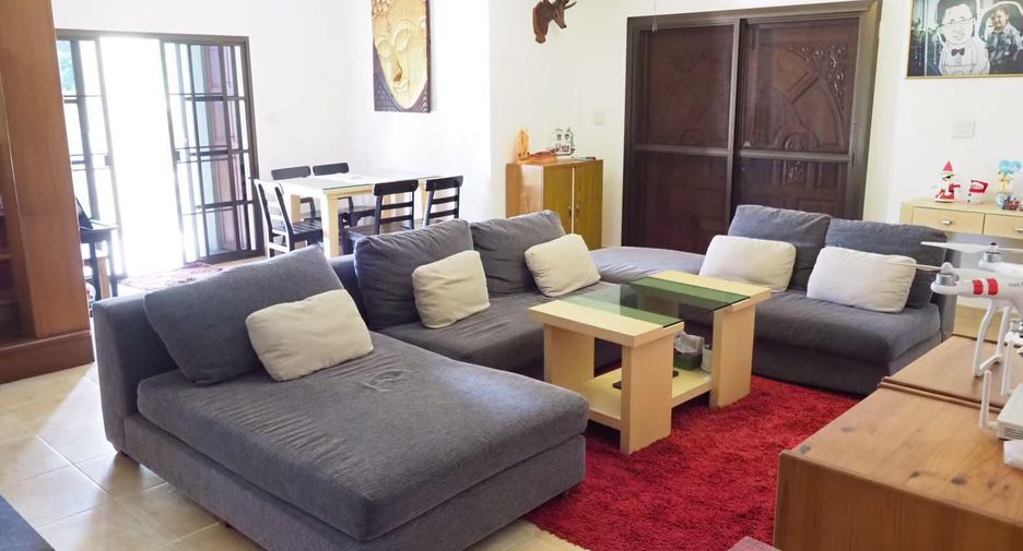 For sale 5 bedrooms villa in Kathu, Phuket