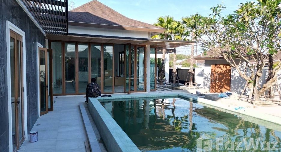 For sale 4 bedrooms villa in Thalang, Phuket