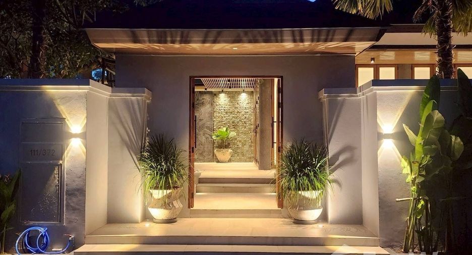 For sale 4 bedrooms villa in Thalang, Phuket
