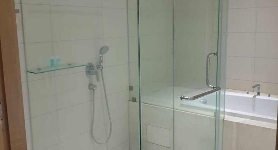 For rent 2 bedrooms condo in Mueang Phuket, Phuket