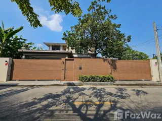 For sale 3 bedrooms house in Taling Chan, Bangkok