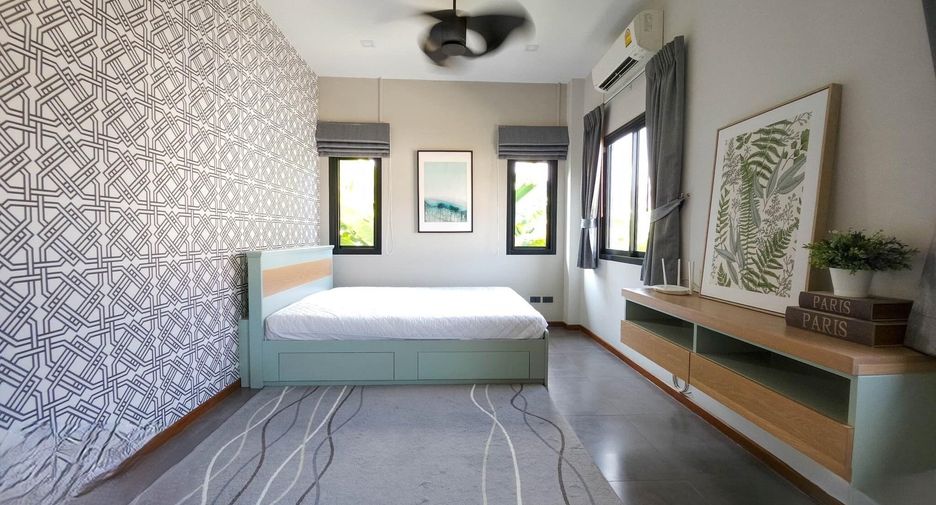 For sale 3 bedrooms house in Taling Chan, Bangkok