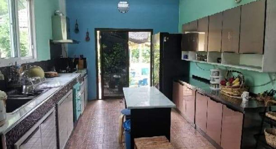 For sale 4 bedrooms house in Ban Khwao, Chaiyaphum