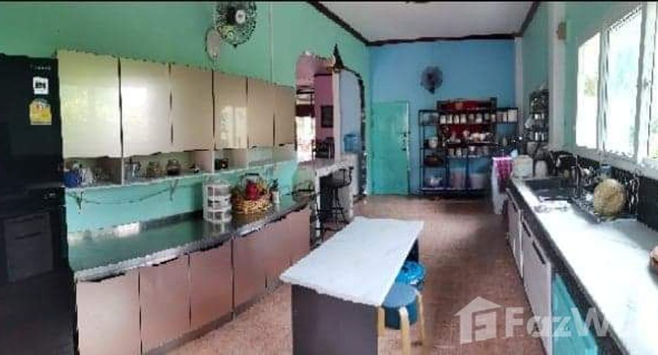 For sale 4 bedrooms house in Ban Khwao, Chaiyaphum