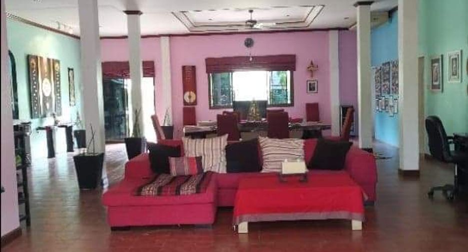For sale 4 bedrooms house in Ban Khwao, Chaiyaphum