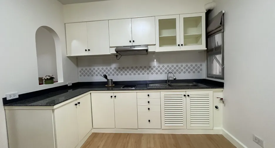 For sale 2 bedrooms condo in Bang Phli, Samut Prakan