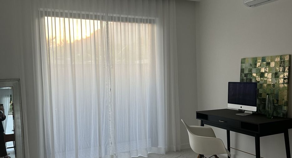 For sale 4 bedrooms house in Kathu, Phuket