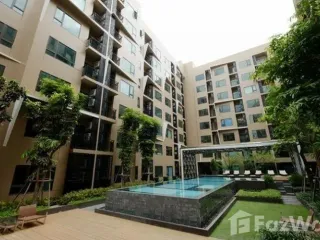 For sale studio condo in Yan Nawa, Bangkok