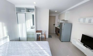 For sale studio condo in Yan Nawa, Bangkok