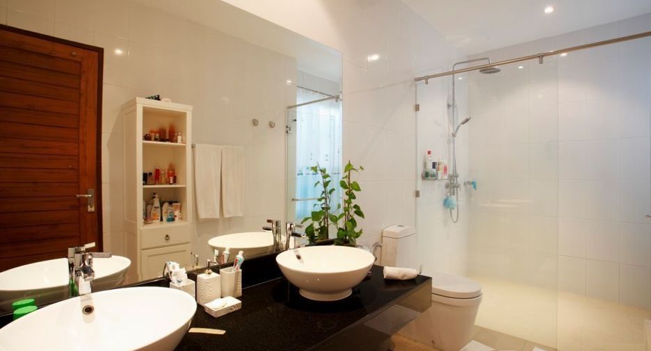 For sale 3 bedrooms condo in Kathu, Phuket