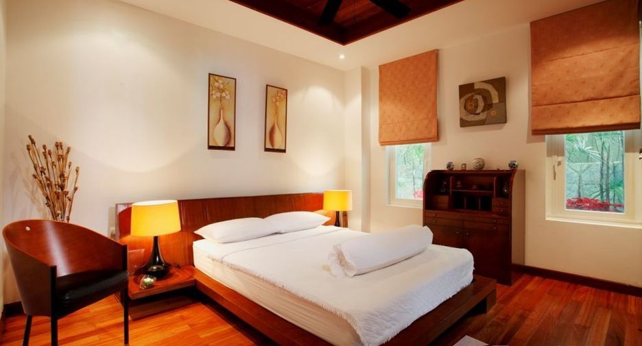 For sale 3 bedrooms condo in Kathu, Phuket