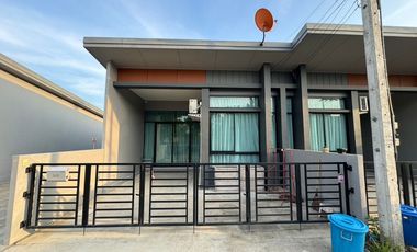 For sale 2 bedrooms townhouse in Thalang, Phuket