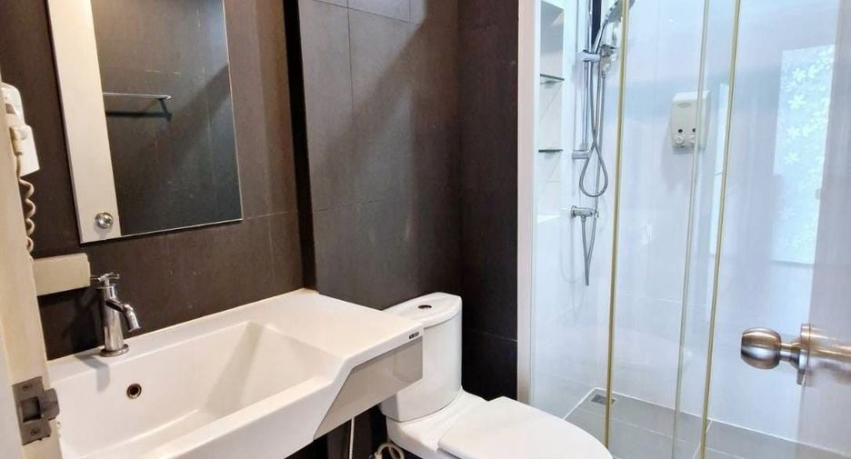 For sale and for rent 2 bedrooms condo in Khan Na Yao, Bangkok