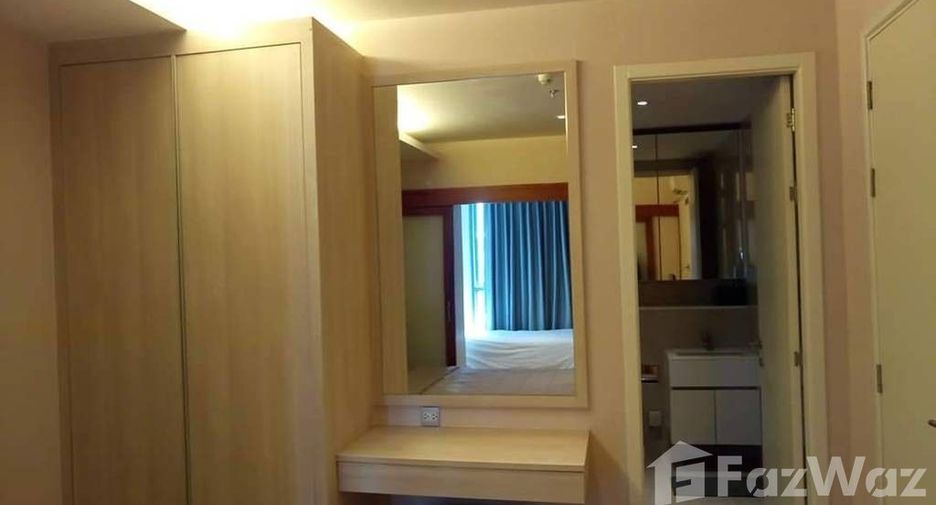 For sale 2 bedrooms condo in Watthana, Bangkok