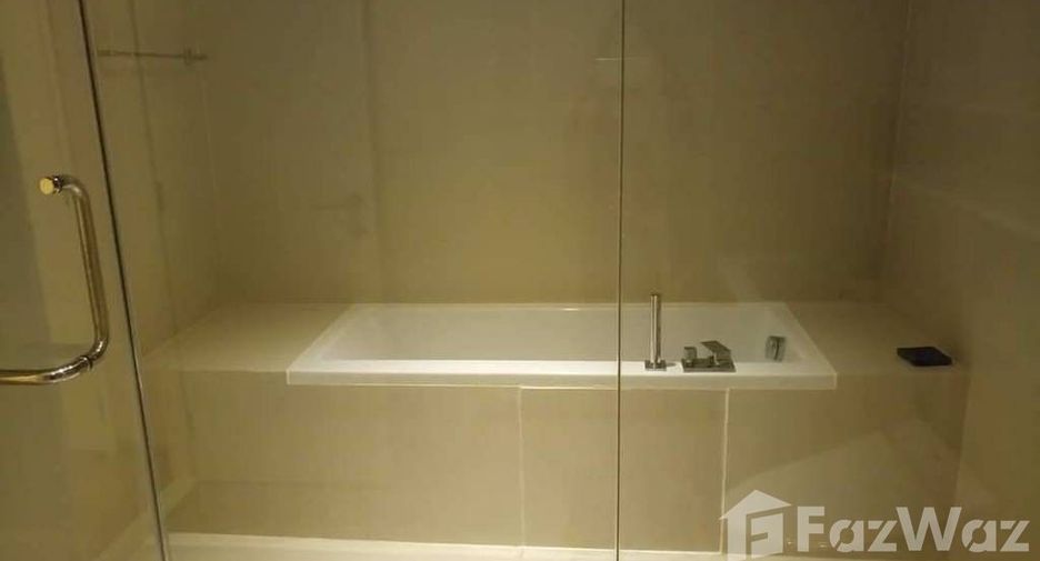 For sale 2 bedrooms condo in Watthana, Bangkok