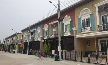 ขาย 4 ห้องนอน ทาวน์เฮ้าส์ ใน บางแค, กรุงเทพฯ