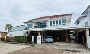 For sale 4 bedrooms house in Khan Na Yao, Bangkok