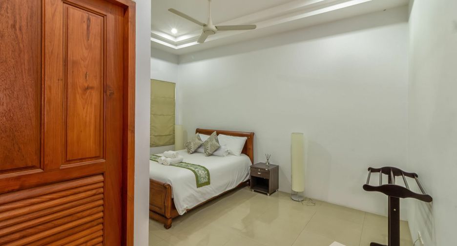 For sale 3 bedrooms villa in Mueang Phuket, Phuket