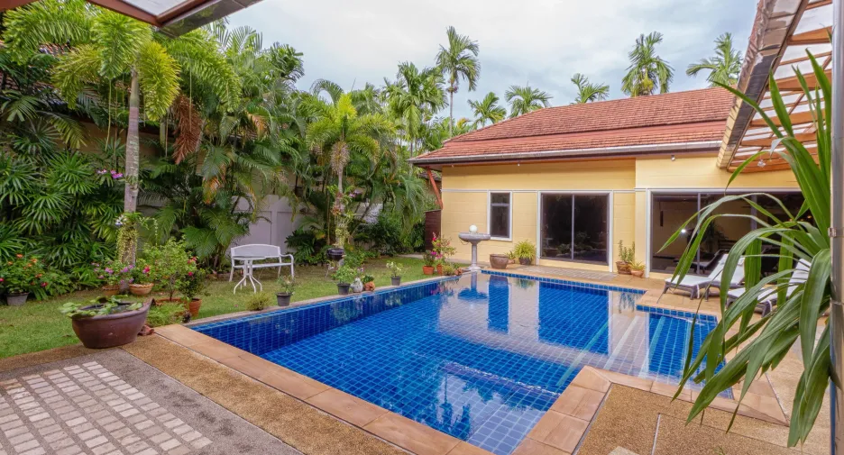For sale 3 bedrooms villa in Mueang Phuket, Phuket