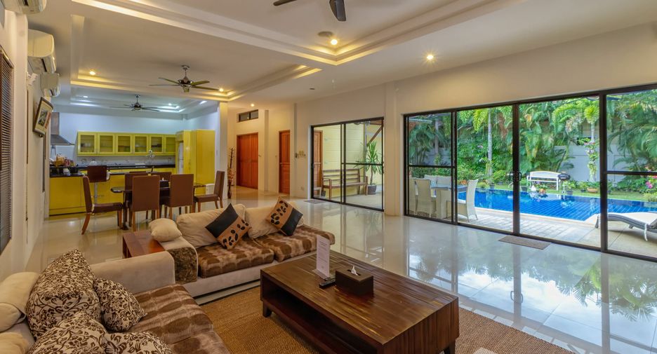 For sale 3 bedrooms villa in Mueang Phuket, Phuket