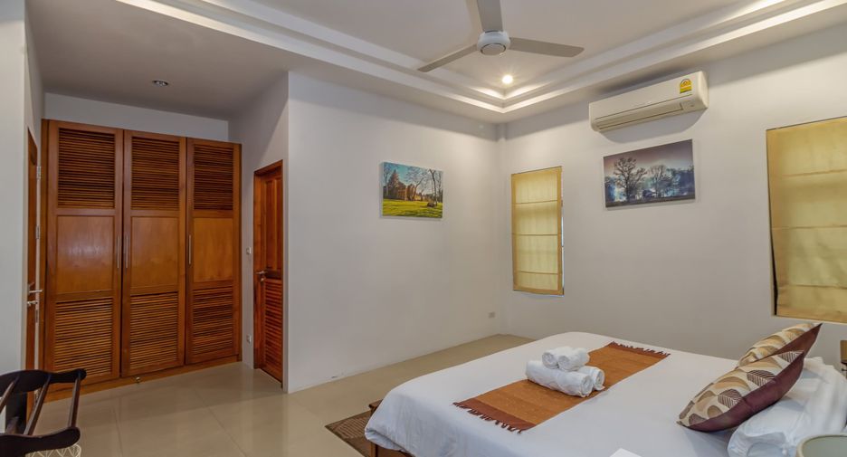 For sale 3 bedrooms villa in Mueang Phuket, Phuket