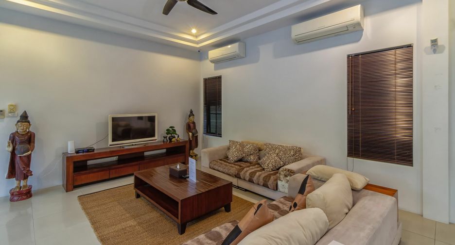 For sale 3 bedrooms villa in Mueang Phuket, Phuket
