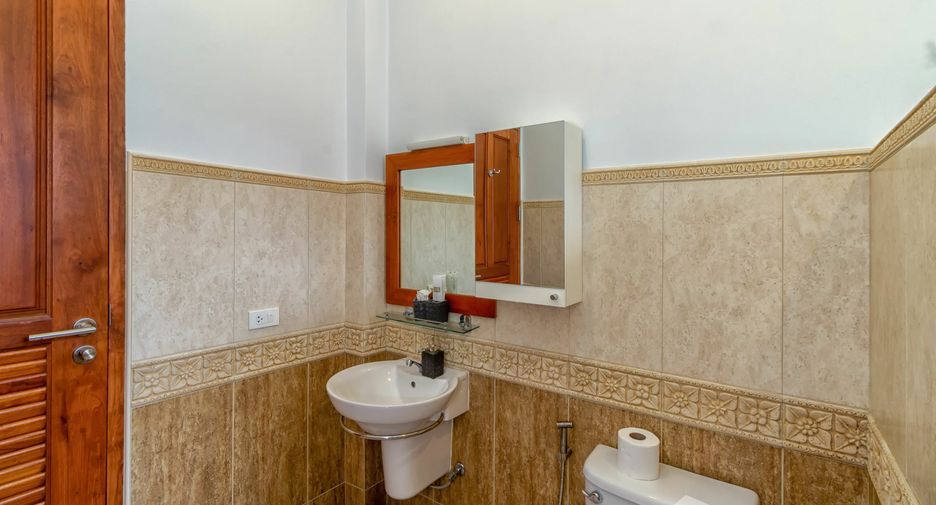 For sale 3 bedrooms villa in Mueang Phuket, Phuket